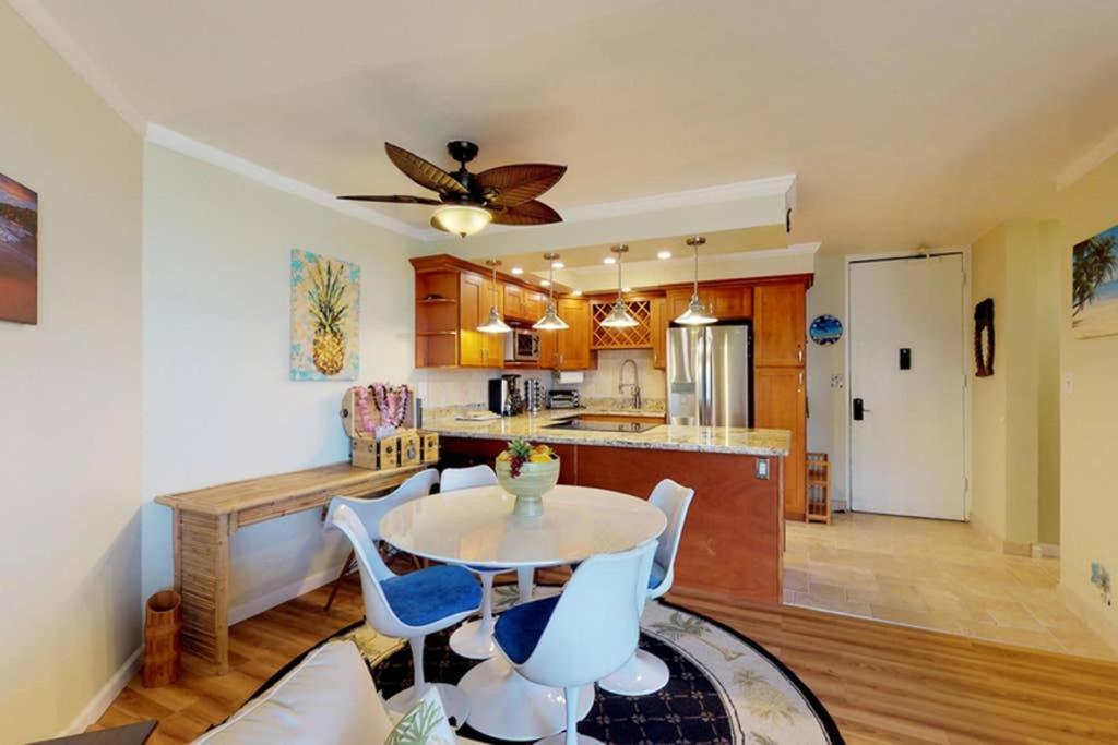 Oceanfront Penthouse With Amazing Views At Kauhale Makai Apartment Kihei Exterior photo