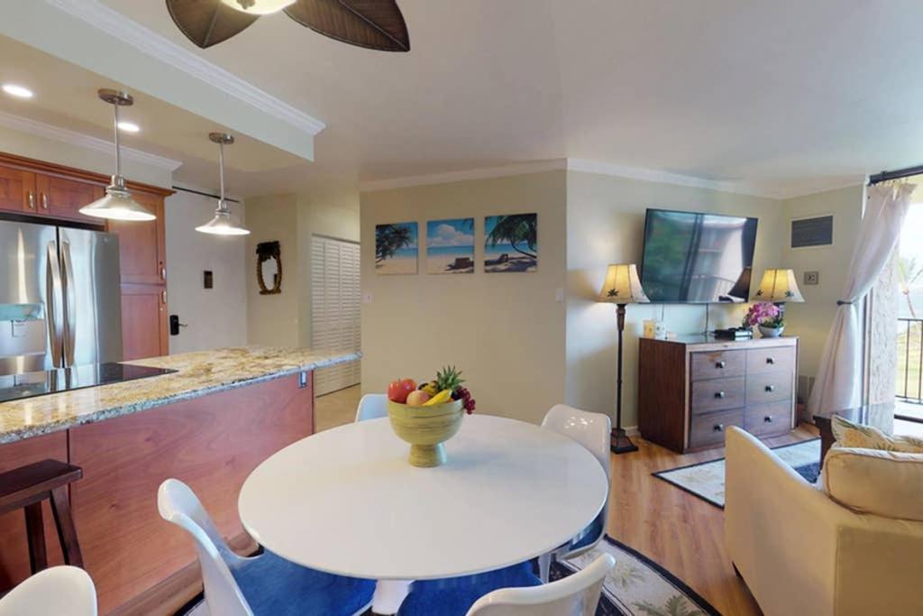 Oceanfront Penthouse With Amazing Views At Kauhale Makai Apartment Kihei Exterior photo