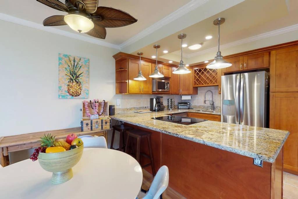 Oceanfront Penthouse With Amazing Views At Kauhale Makai Apartment Kihei Exterior photo